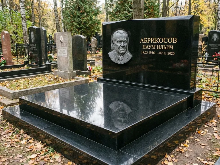 Памятник с барельефом — выполненная работа 37 в Туле