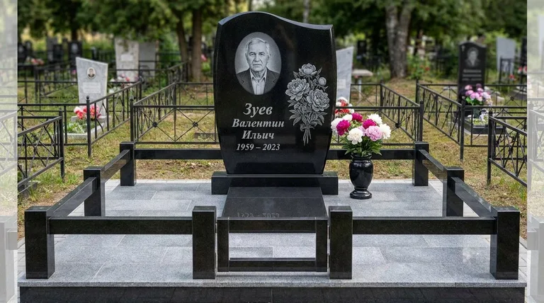 Памятник с гравировкой пионов — выполненная работа «Зуев» в Туле