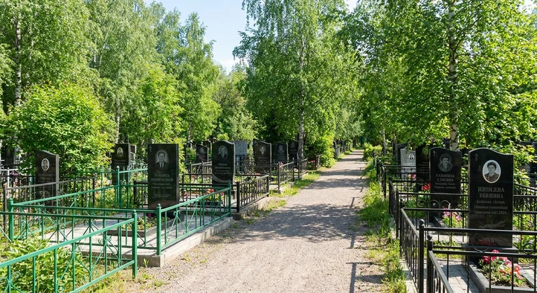 Православное №5 кладбище в Альметьевска