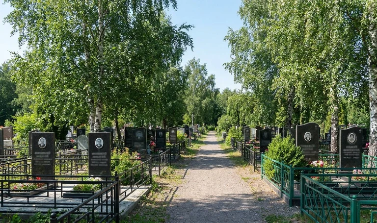 Цветковское кладбище в Калининграда