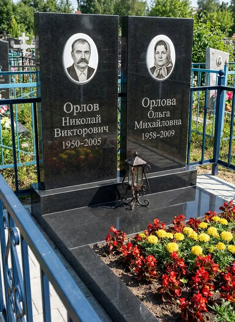 Аллея на Северном кладбище в Ульяновске