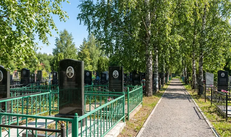 Коминтерновское кладбище