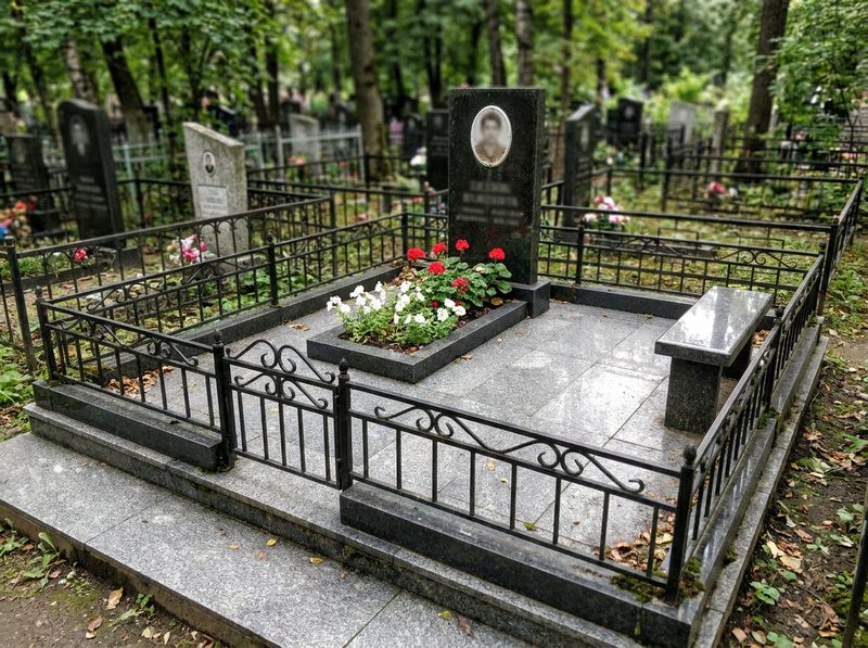 Благоустройство могилы в Туле — пример 3